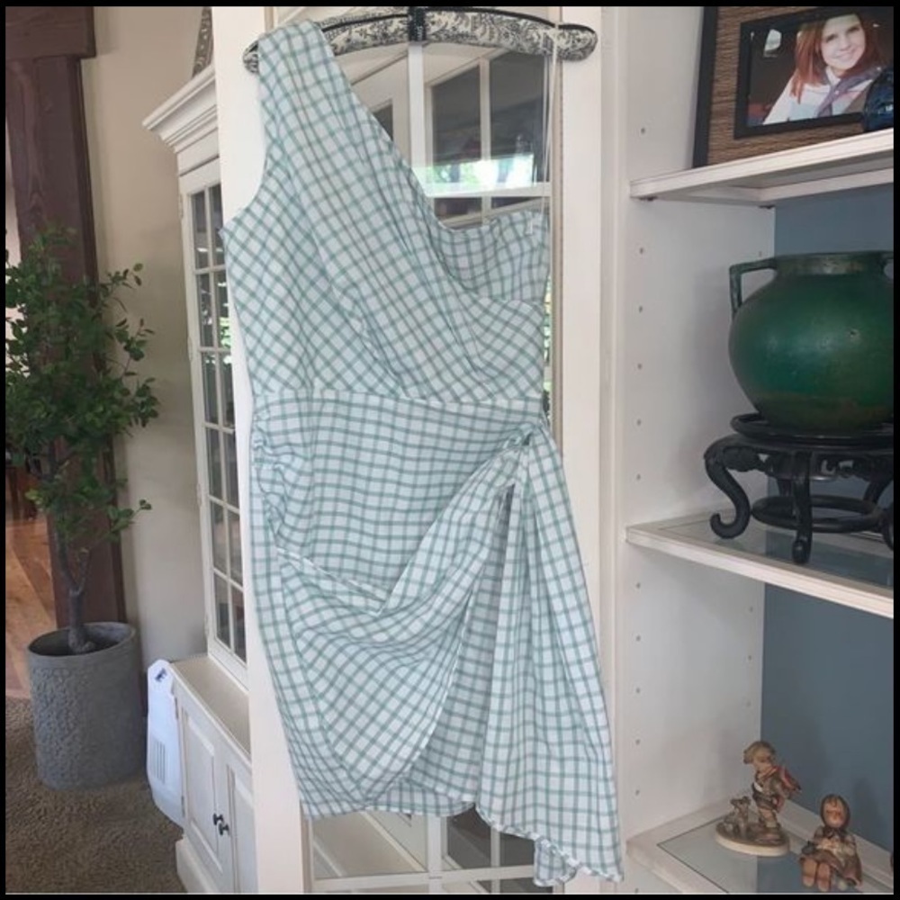 NWT sage green & white Gingham One-Shoulder Gingham Wrap Mini Dress Sz 8 - Picture 8 of 15